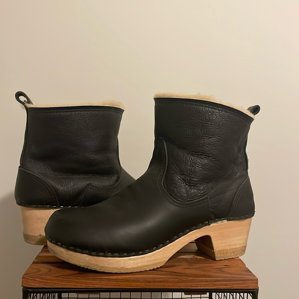 No.6 Black Fully lined shearling bootie.